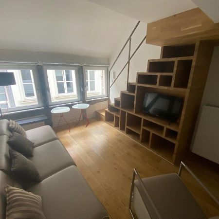Triplex Neuvice Apartment Liege Bagian luar foto