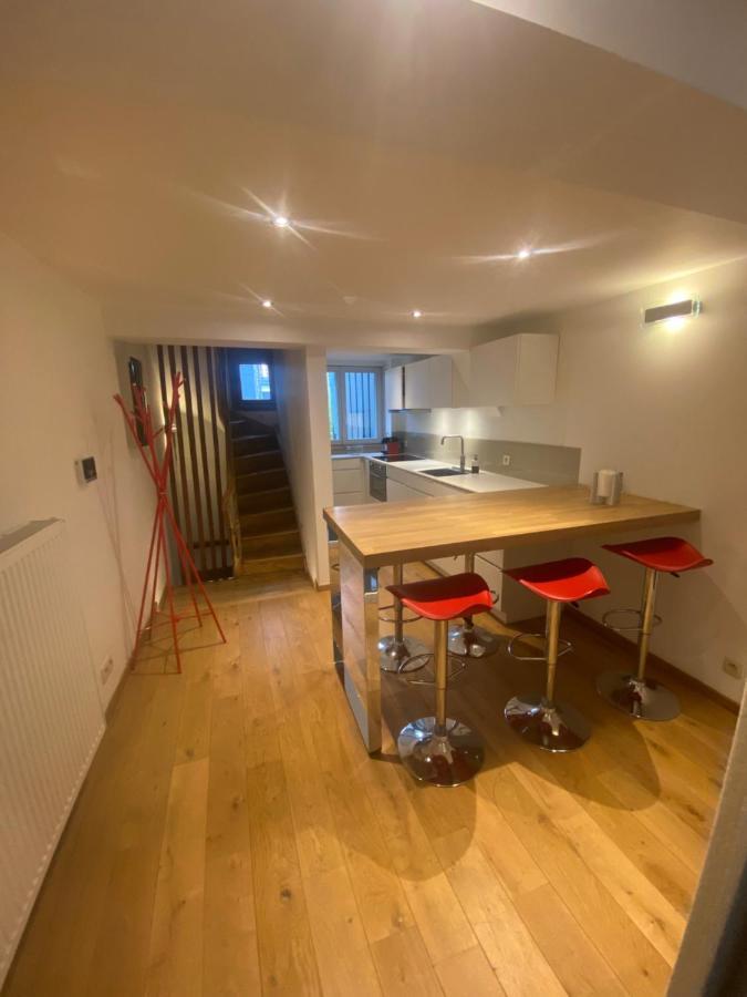 Triplex Neuvice Apartment Liege Bagian luar foto
